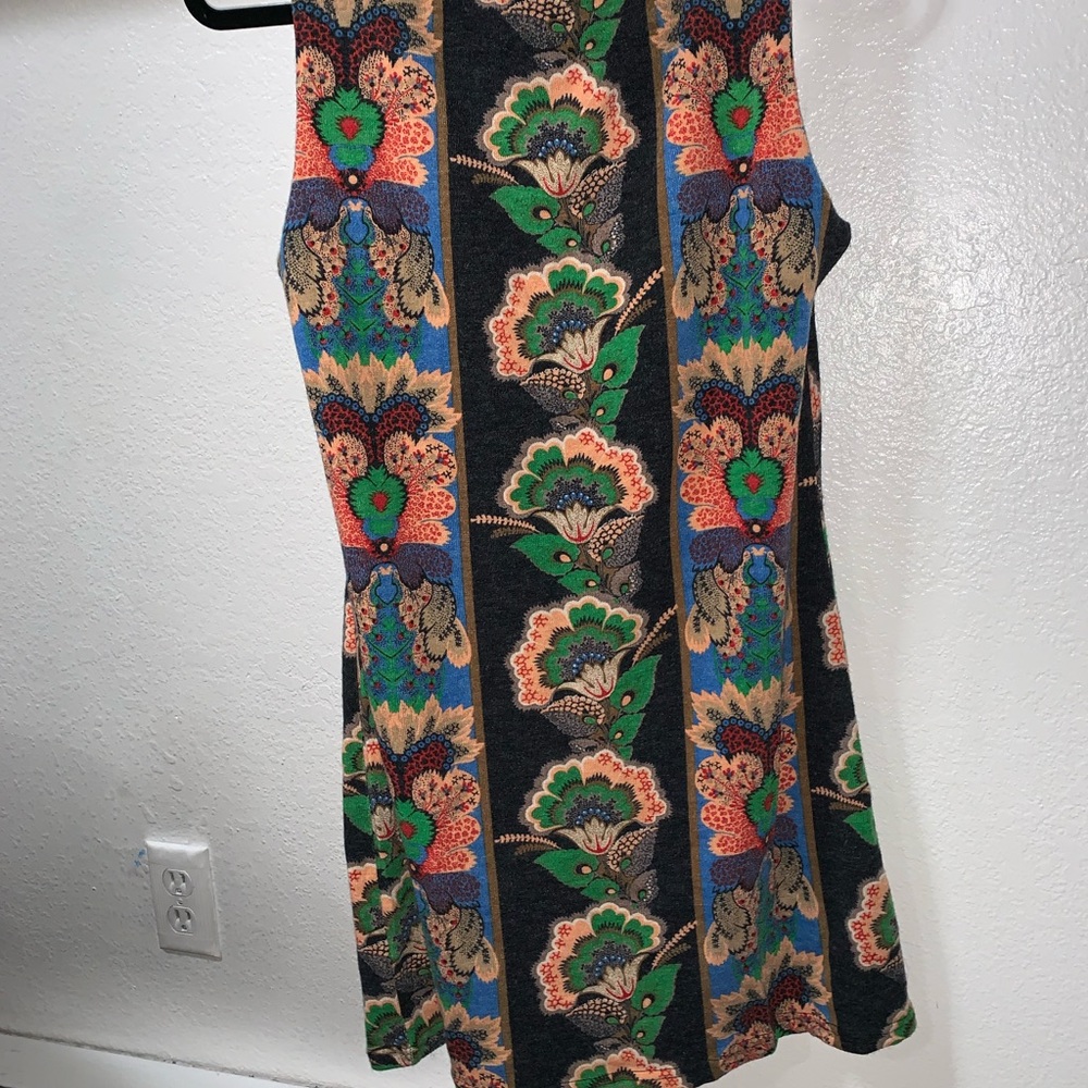 Patterned dress - Picture 2 of 3